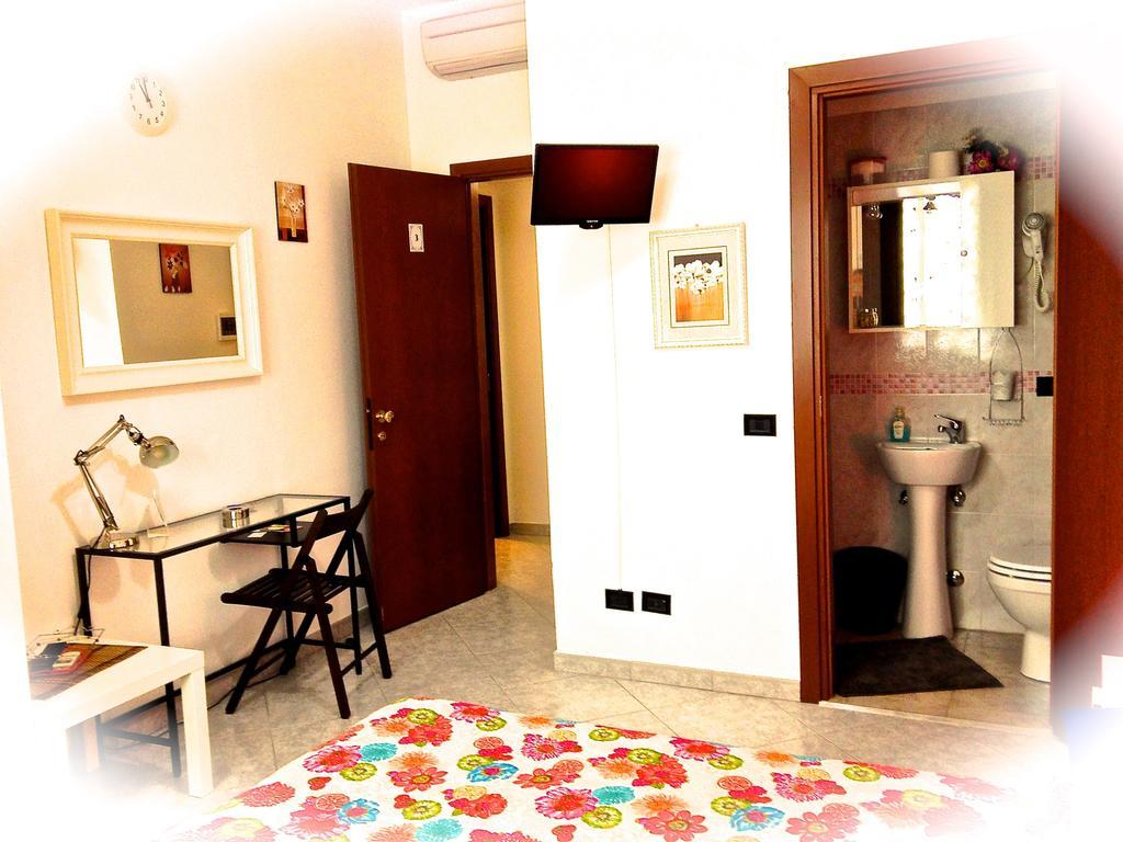 Top Suit Uno - Guest house Brugherio Buitenkant foto