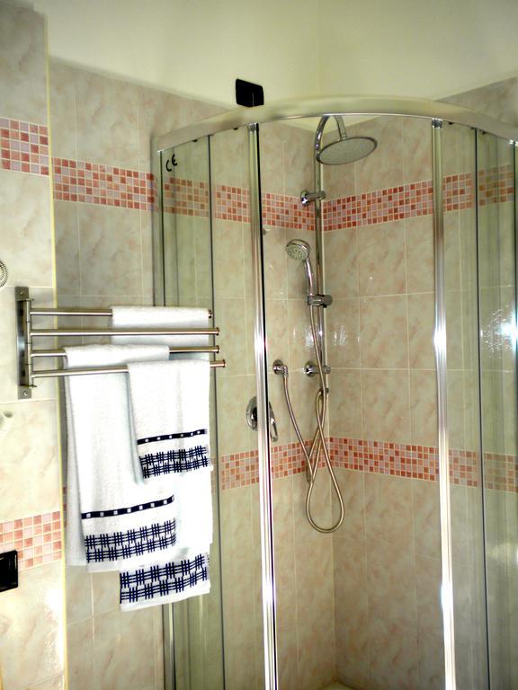 Top Suit Uno - Guest house Brugherio Buitenkant foto