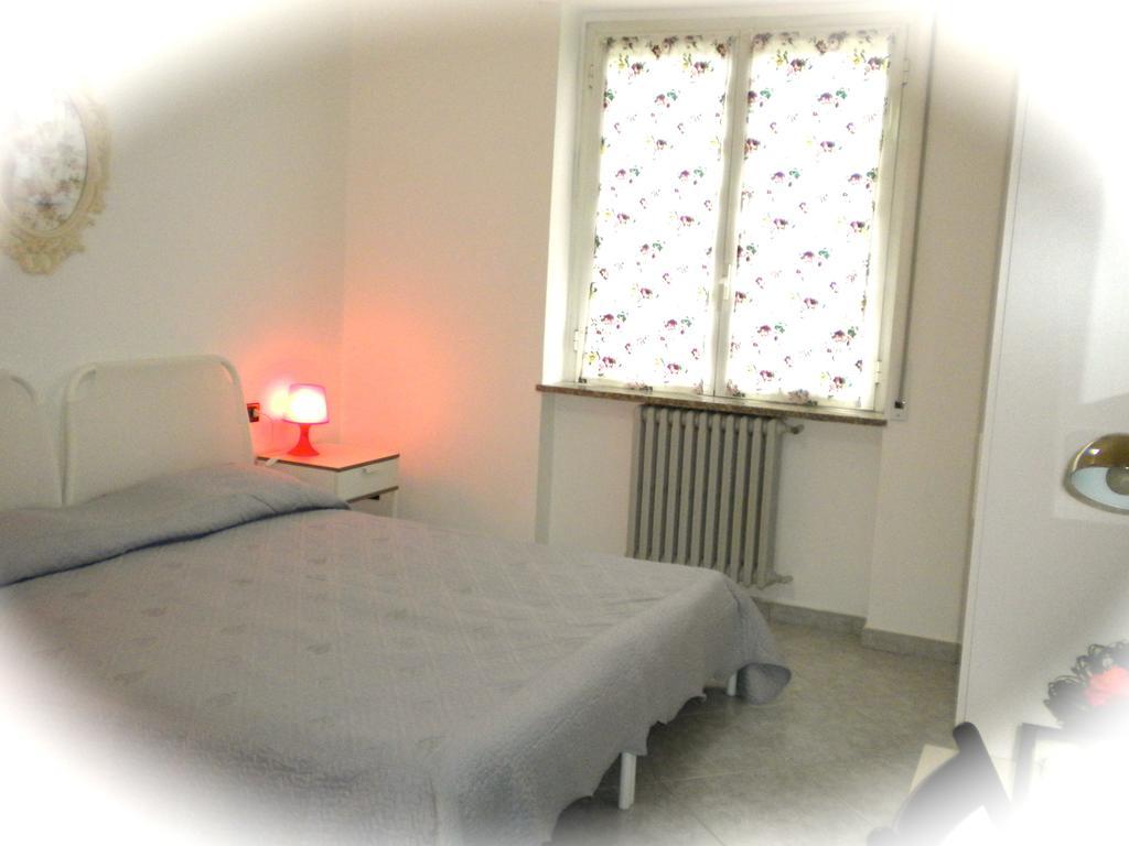 Top Suit Uno - Guest house Brugherio Kamer foto