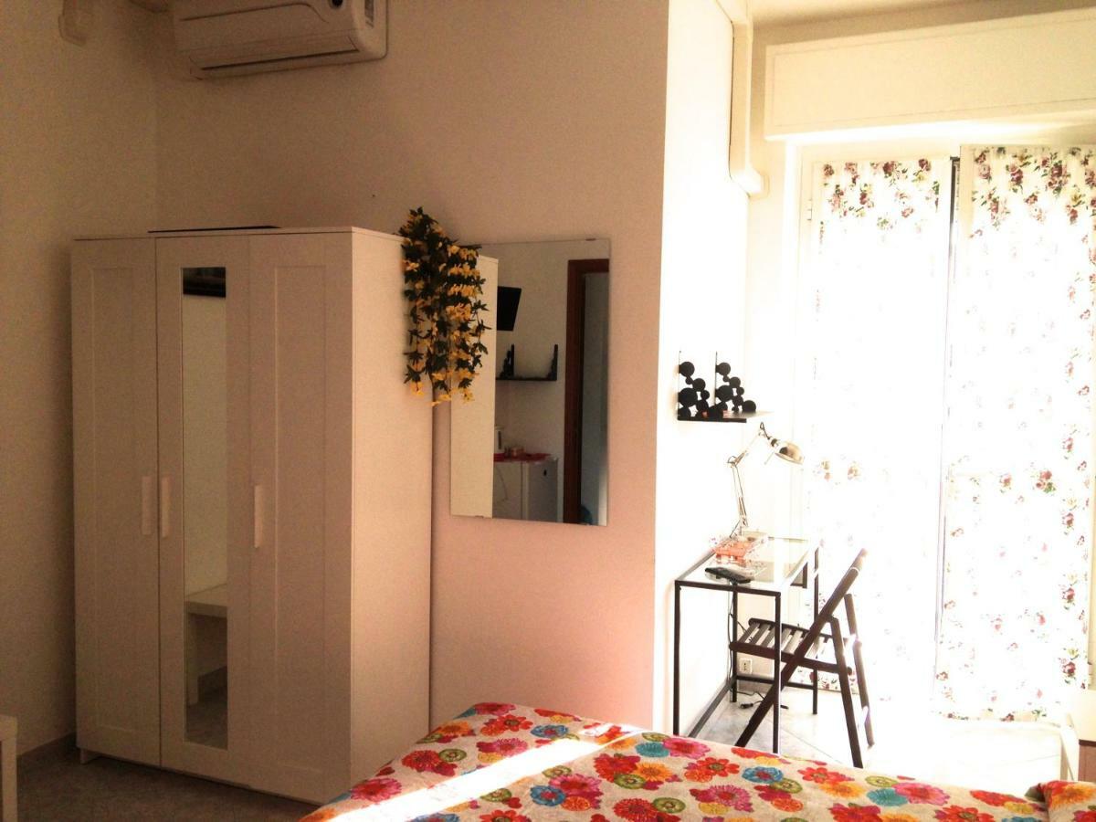 Top Suit Uno - Guest house Brugherio Kamer foto